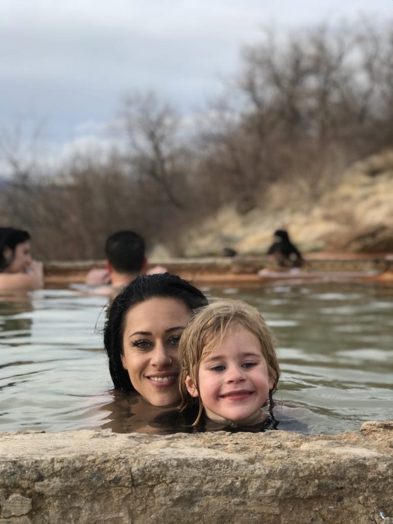 hot springs mother and daughter